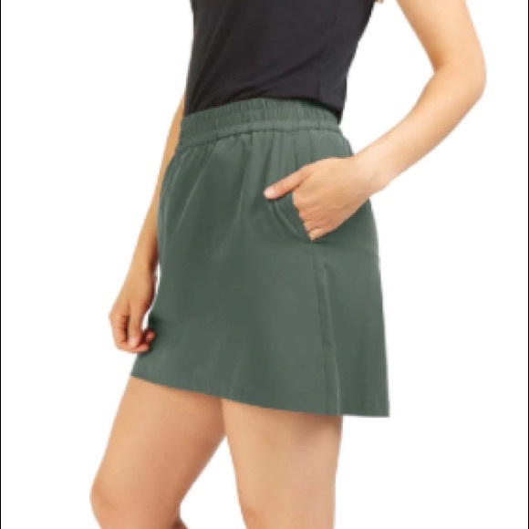 FIG Dresses & Skirts - FIG Etosha Skort in Seaweed Green | Size S